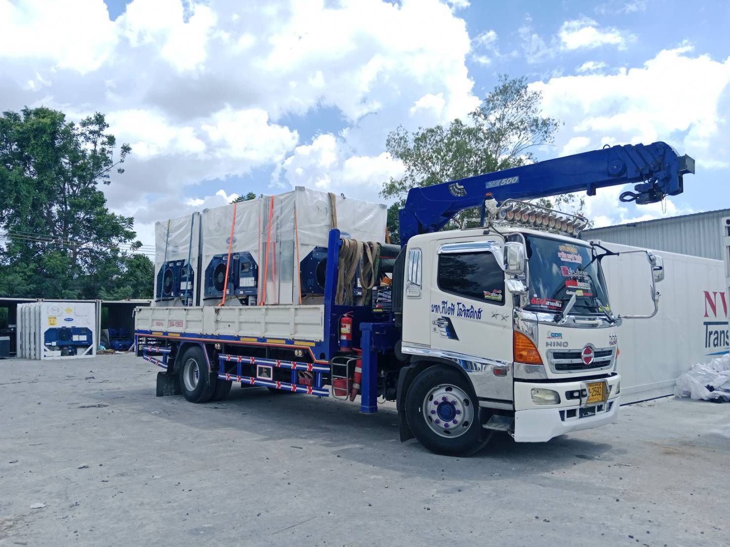 hiab-bowin-chonburi-service.jpg